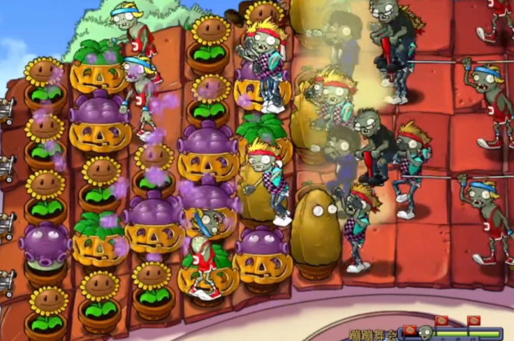 植物大战僵尸里的蹦蹦舞会怎么过